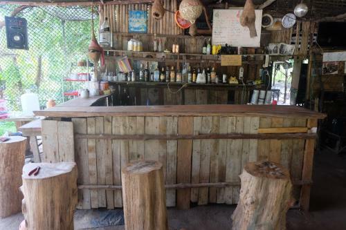 Hostal Mr. Chuoi Bar And Hut