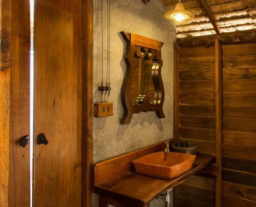 Hostal The Moken Eco Village - Sha Plus