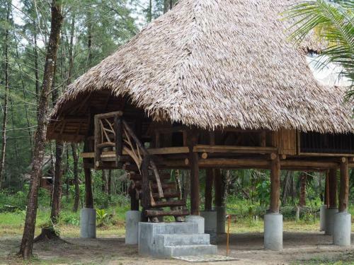 Hostal The Moken Eco Village - Sha Plus