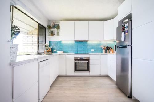 Apartamento Quiet River Front Escape - Walk To Ocean Street & Shops