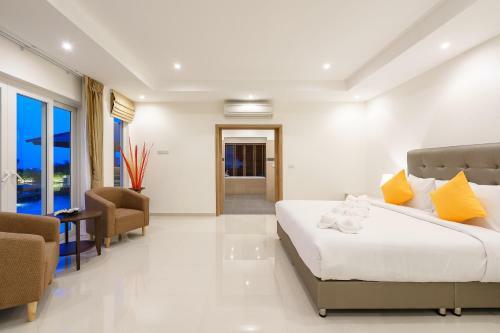 Sunset View Pool Villa 7 Br 14-16 Persons