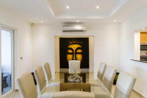 Luxury Pool Villa 608 4br 8-10 Persons