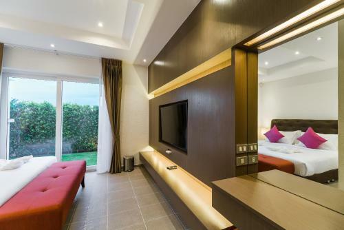 Luxury Pool Villa 608 4br 8-10 Persons