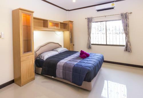 Baan Leelawadee - 4 Bed Villa Near Beach Pattaya