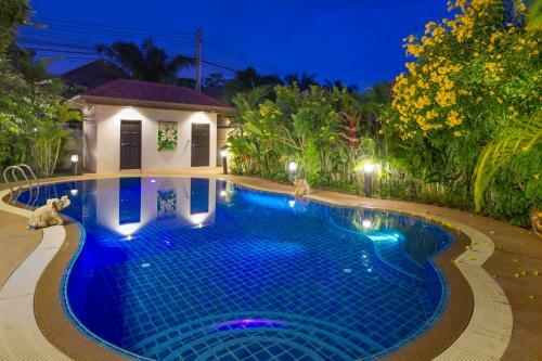 Baan Leelawadee - 4 Bed Villa Near Beach Pattaya