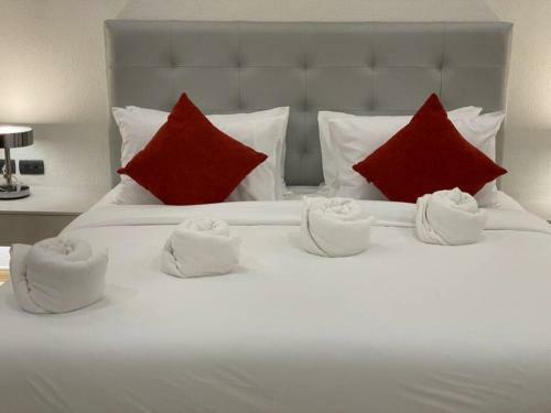 Brand New Pool Villa / 4br 8-10 Persons