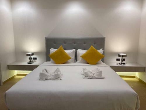 Brand New Pool Villa / 4br 8-10 Persons