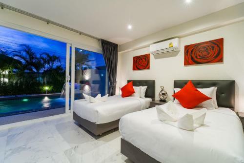 Luxury Pool Villa 54 4br 8-10 Persons