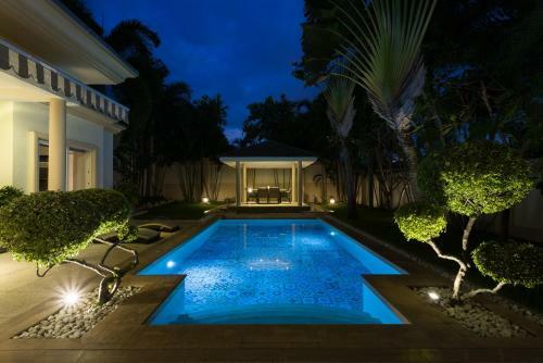 Luxury Pool Villa 3br 6-8 Persons