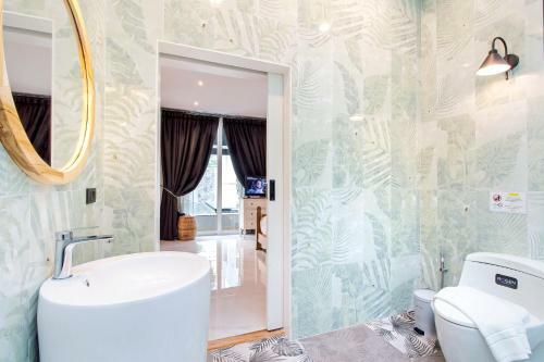 Stylish 2-villa Combination By Hi At Home