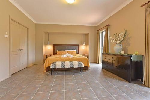 Ironstone Estate Residence