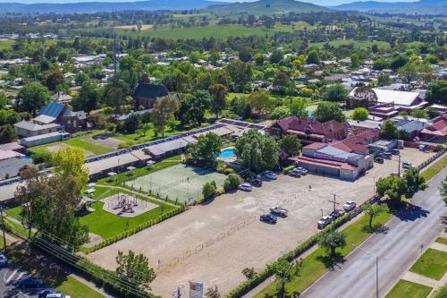 The Calzburg Guest Home