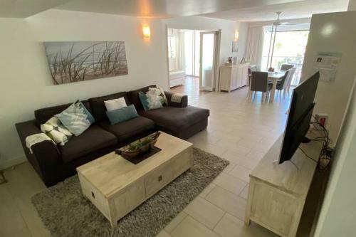 Apartamento Beachfront Luxury 2 Bdrm (imagine Drift Apts)