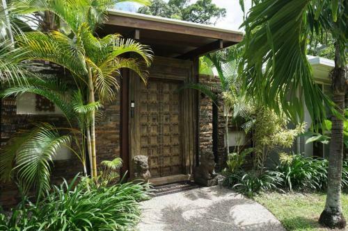 Villa Stay At Seclusion Pavilions!