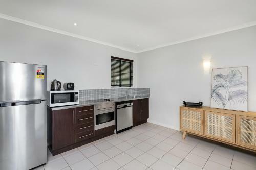 Privately Managed Apartments In Mango Lagoon