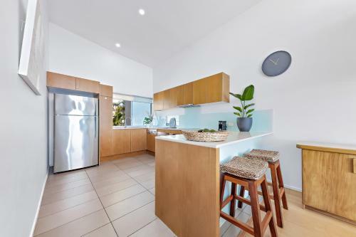 Villa Azure Views - Airlie Beach