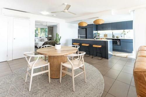 Whitsunday View Boho Apartment In Airlie Beach