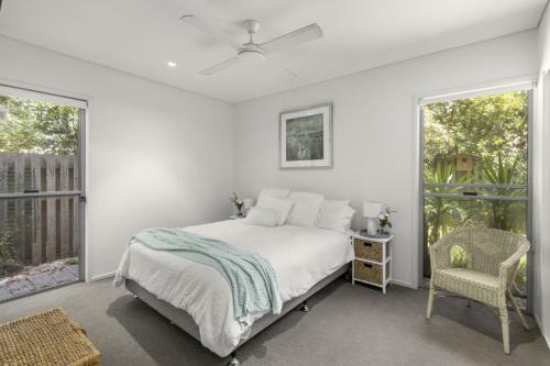 5 Bedroom Beachside Entertainer By Uholiday