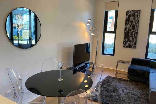 Apartamento Luxe 2br Apt Kingston Pool Parking Wifi Netflix Bbq Wine