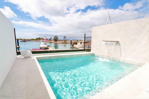 Dacha On Maggie - New! - First-class Island Luxury