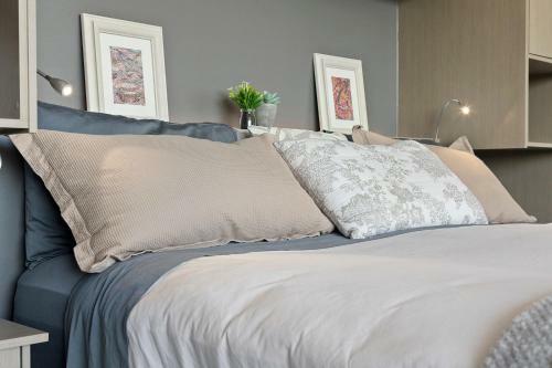 Salt Luxury Couples Villa And Bungalow
