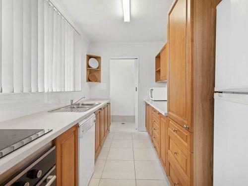 5 The Pines 4 Messines St