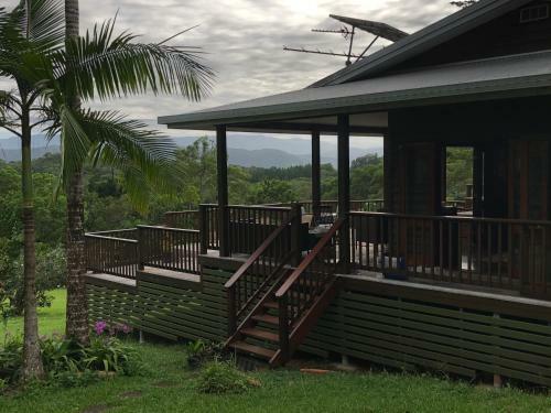 Daintree Valley Cottage