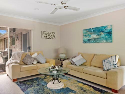 Coast Away 86 Lockhart Avenue