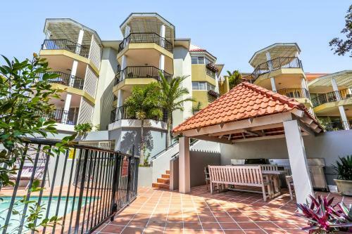 Great Value Apartment Moments From The Ocean