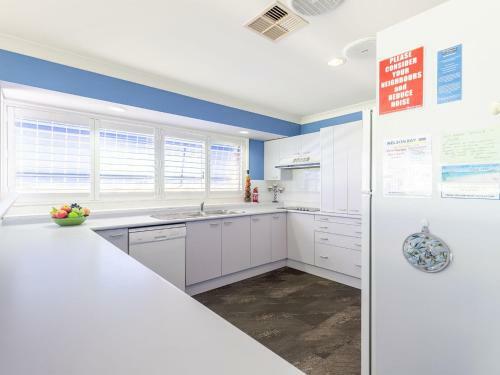 151 Sandy Point Road Large House With Waterview Air Conditioning And Wifi