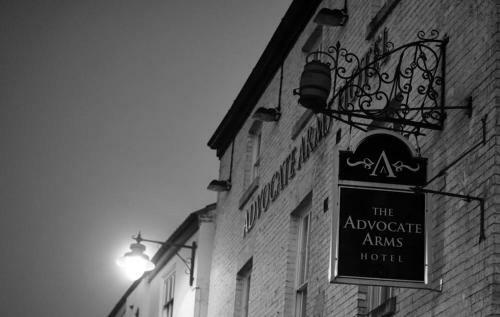 Posada Advocate Arms