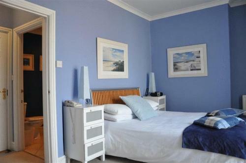 Hostal Patricks With Rooms
