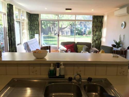 Apartamento Unique & Spacious Home Near Chadstone