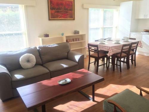 Apartamento Unique & Spacious Home Near Chadstone