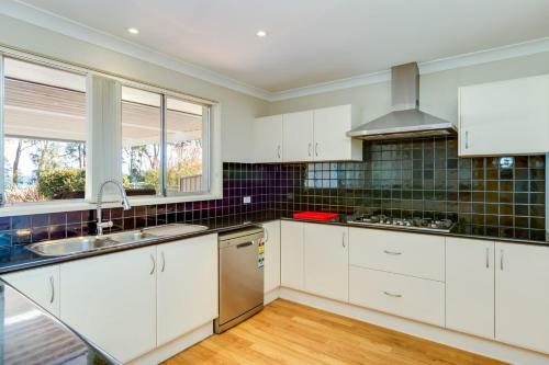 Loralyn - Waterfront, Wheelchair Accessible