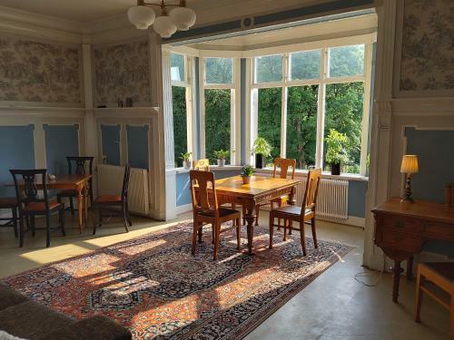 Hunnebergs G�rd Hostel & Camping