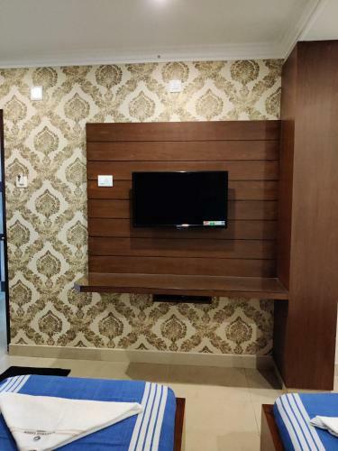 Hotel Vyavahar Lodge