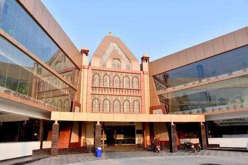 Hotel Avantika Taurus International