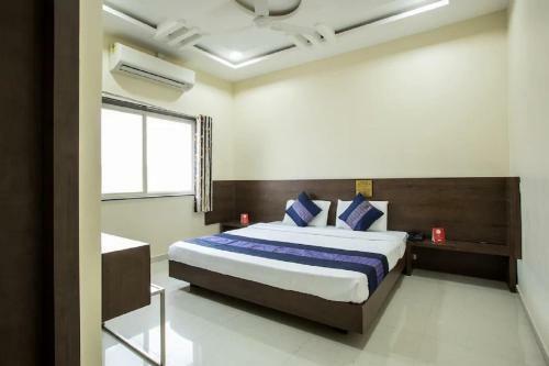Hotel Anroute Stay - Near Mahakal Temple