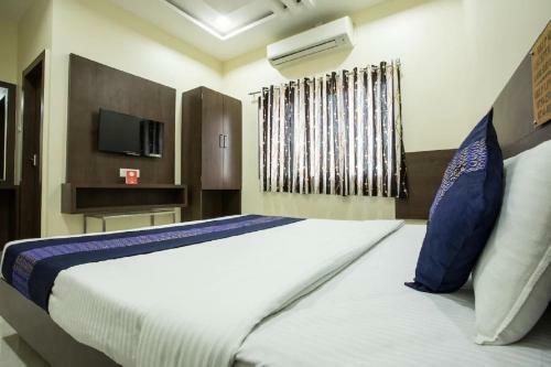Hotel Anroute Stay - Near Mahakal Temple