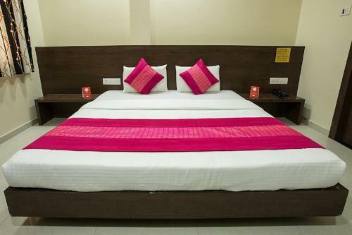 Hotel Anroute Stay - Near Mahakal Temple