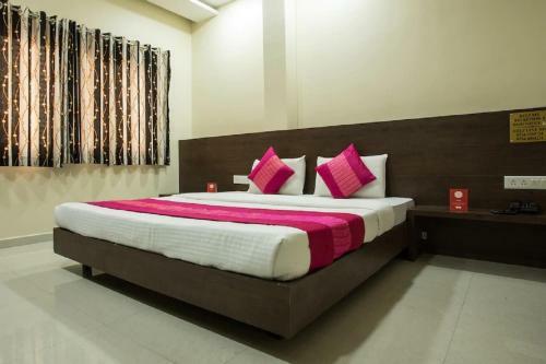 Hotel Anroute Stay - Near Mahakal Temple