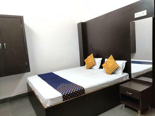 Hotel Shree Shivtam
