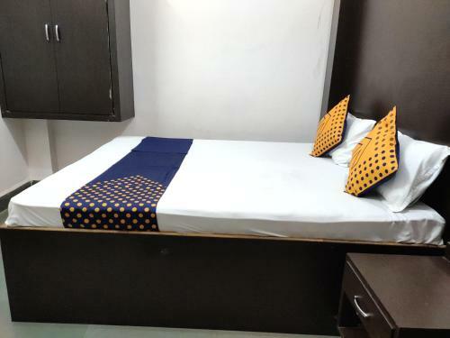 Hotel Shree Shivtam