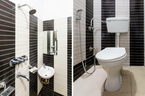 Oyo 24144 Tathastu Hotel