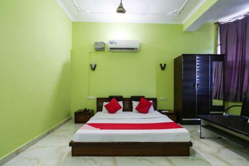 Oyo 82777 Hotel Alfa
