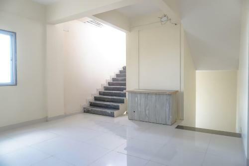 Hotel Oyo 81616 Omkar Executive