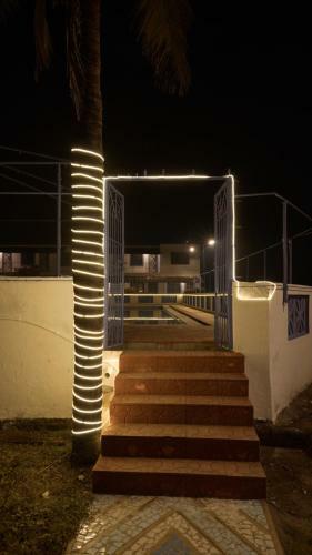Hotel Santorini Vasai Resort