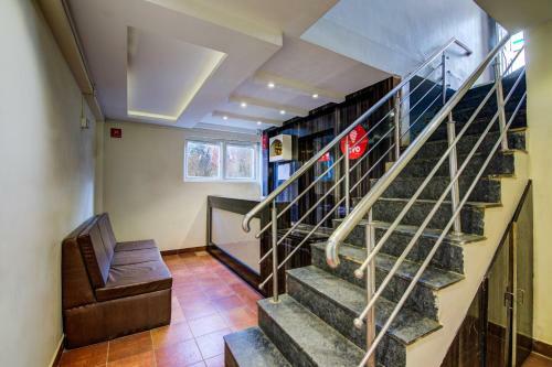 Hotel Oyo 18944 Venus Residency