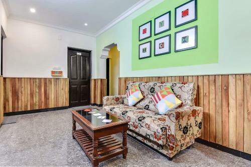 Hostal Oyo 78744 Limra Residency